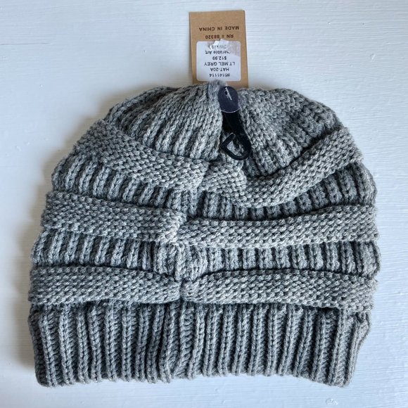 CLASSIC C.C BEANIE HAT With Tags - Picture 2 of 5